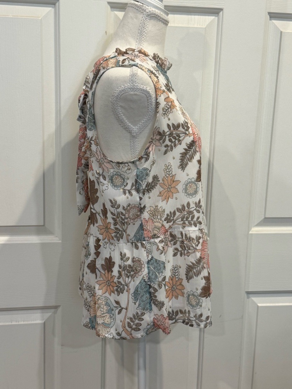 LOFT Floral Sleeveless Blouse Size S Sheer Peplum Boho Romantic Top - Picture 5 of 8